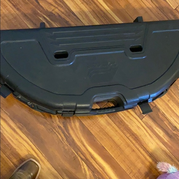 Diamond Archery Compound Bow - Picture 4 of 4